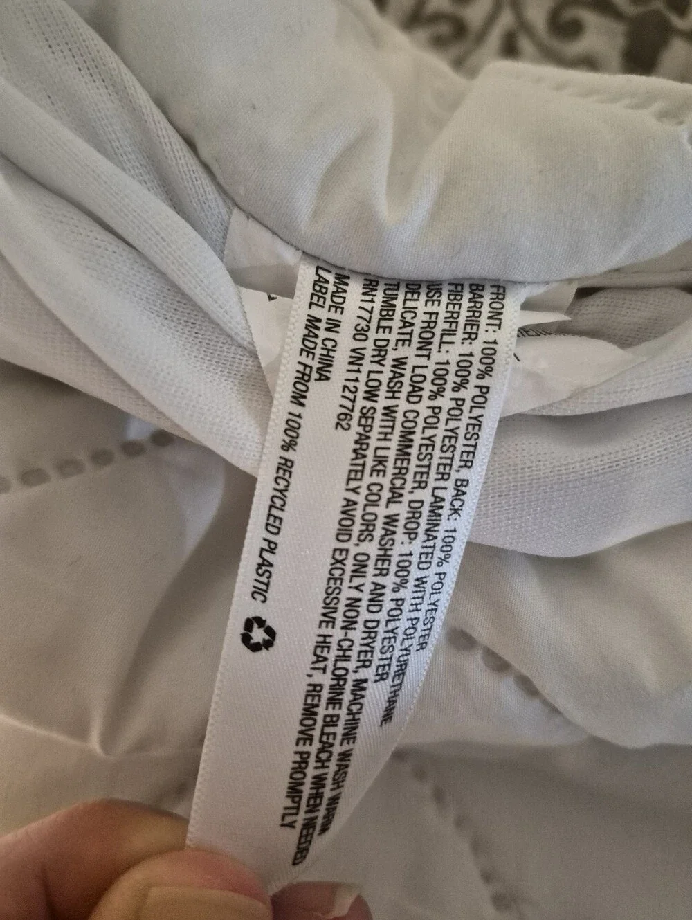 Room Essentials used excellent